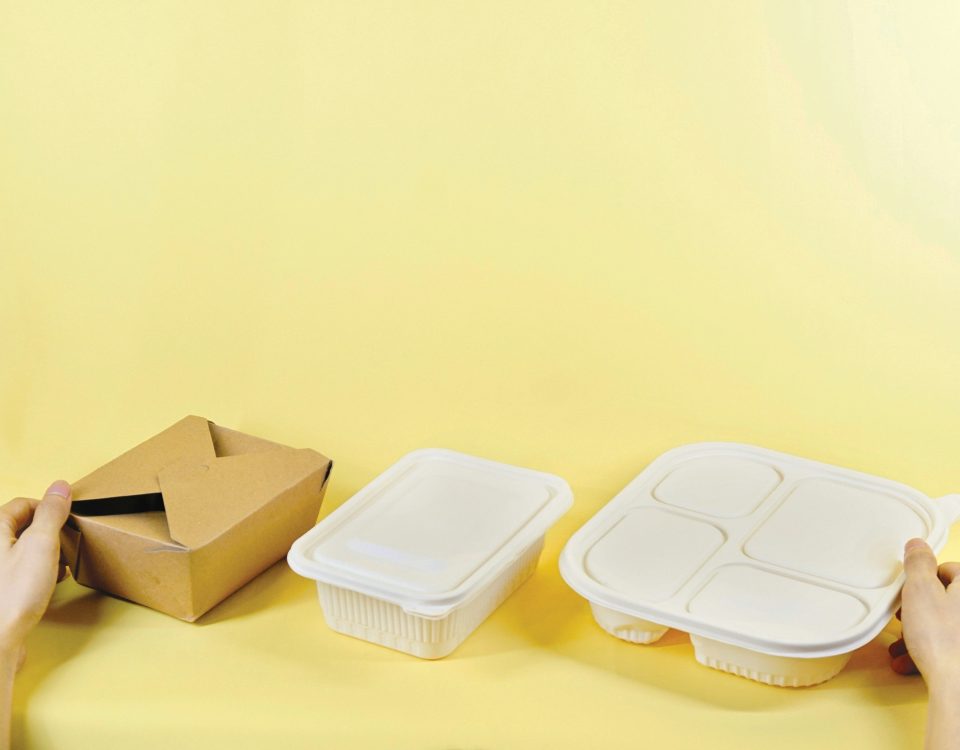 muestra de envases vacíos de alimentos
